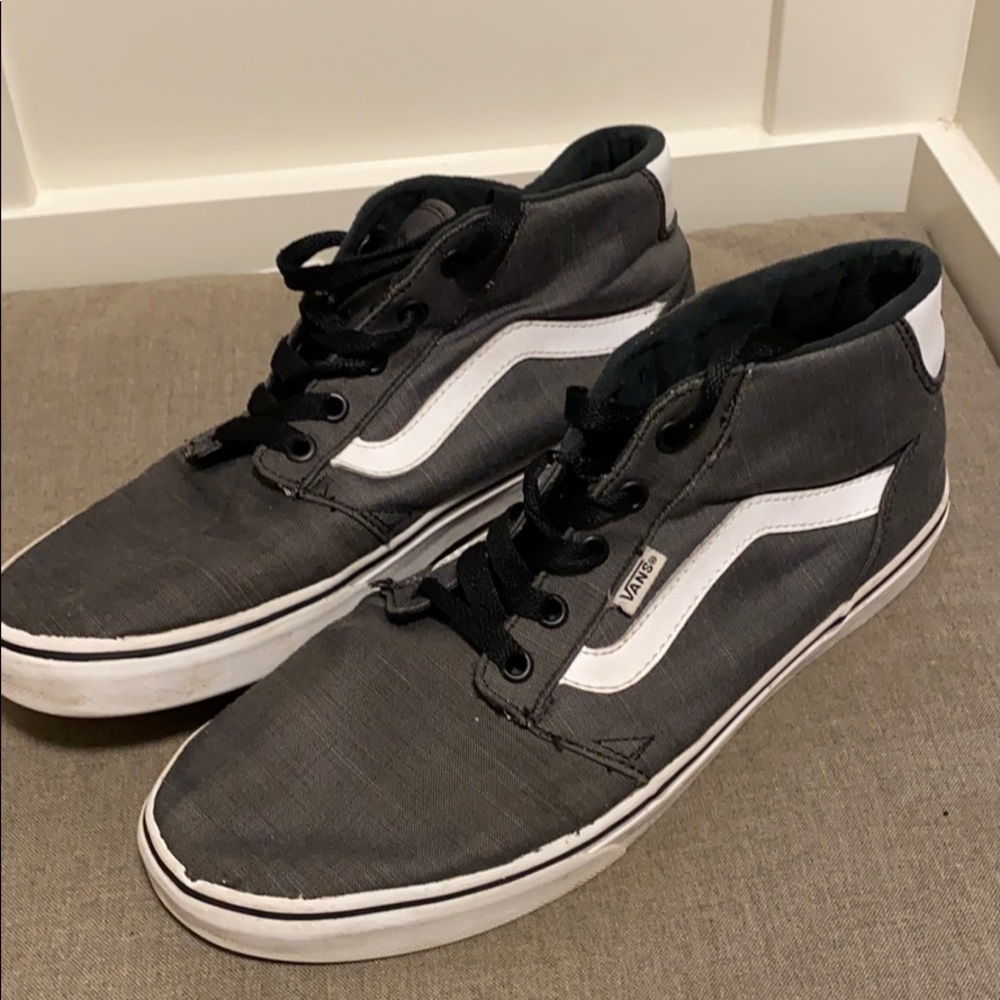 Men’s size 10 Vans